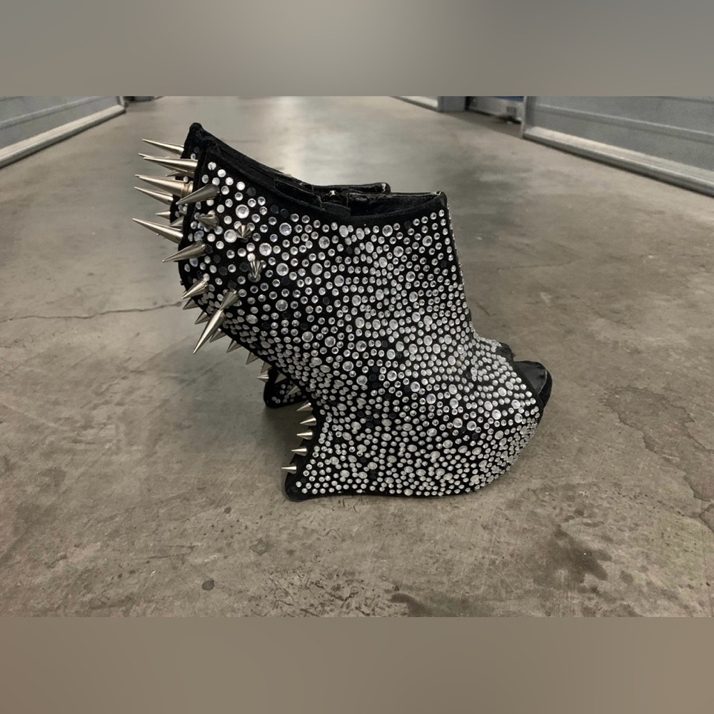 Giuseppe Zanotti Black Spike & Rhinestone Women's High Heels Wedge - Picture 2 of 4